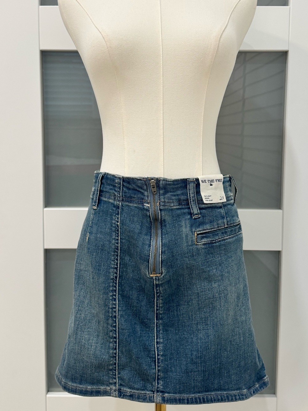 NWT🔖 Free People We The Free Daylight Denim Mini Skirt Size 27 - Picture 5 of 10